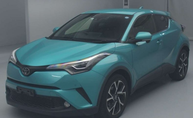 TOYOTA C-HR G-T 4WD 2016