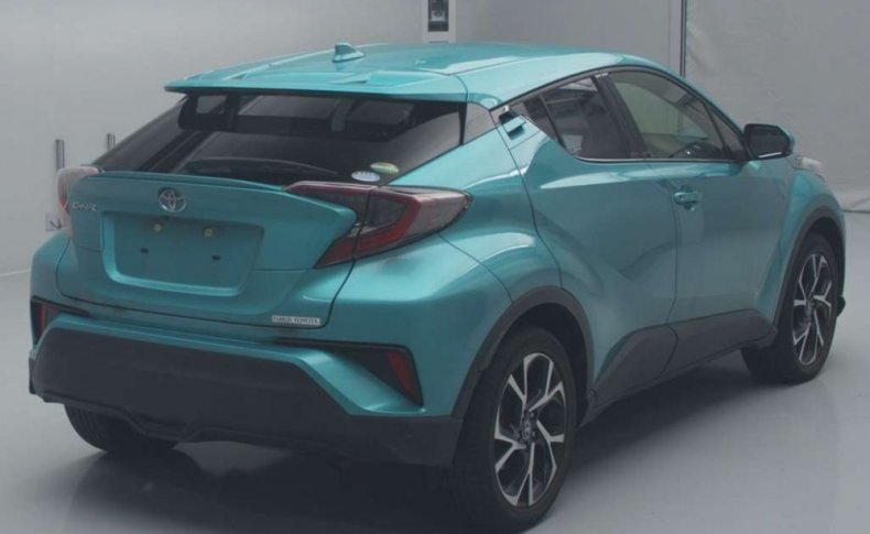TOYOTA C-HR G-T 4WD 2016