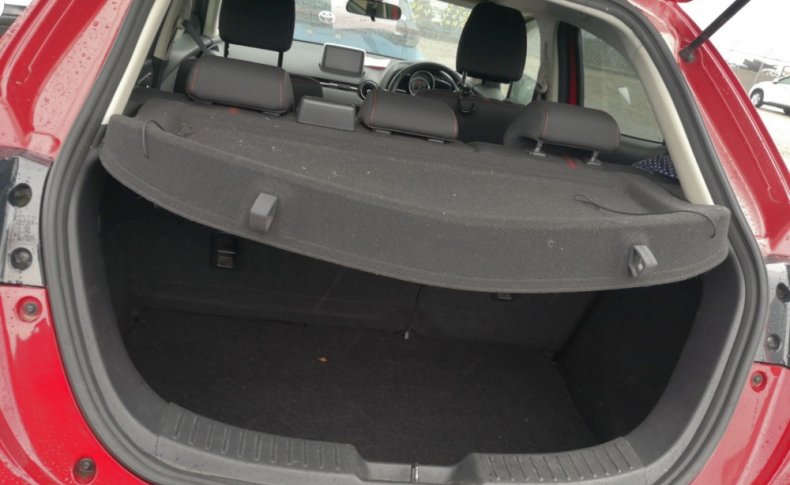 MAZDA DEMIO 13S Touring 4WD 2016