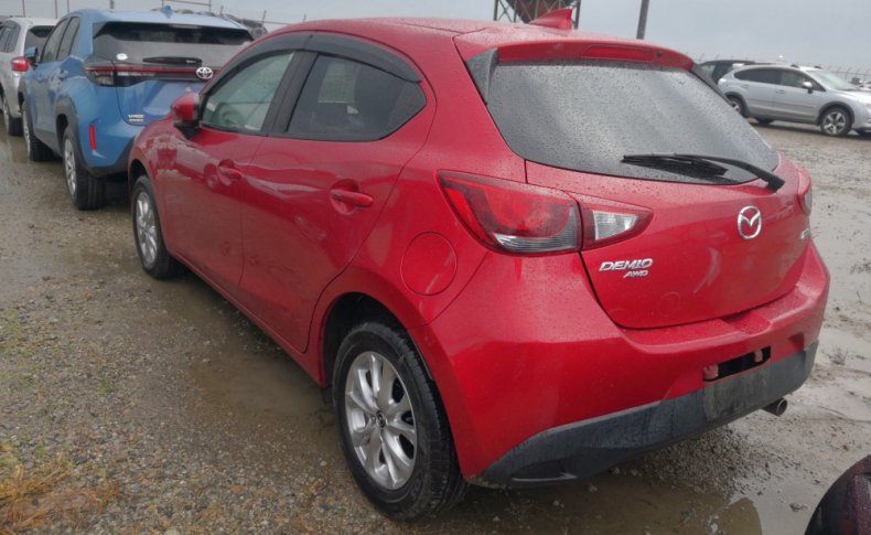 MAZDA DEMIO 13S Touring 4WD 2016