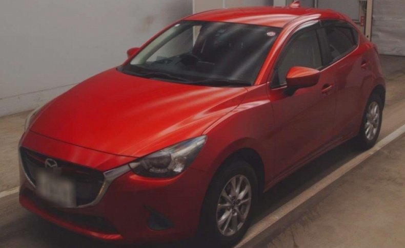 MAZDA DEMIO 13S Touring 4WD 2016