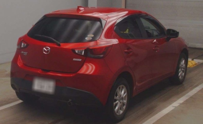 MAZDA DEMIO 13S Touring 4WD 2016