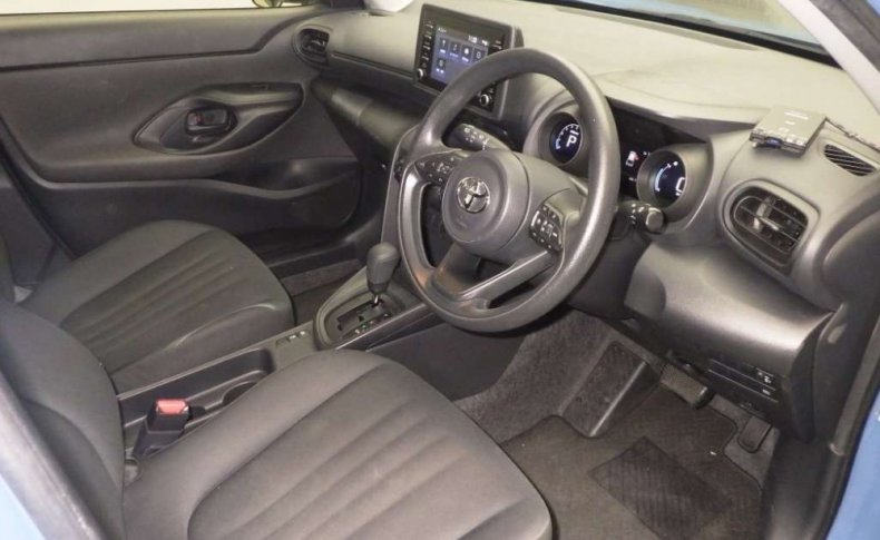 TOYOTA YARIS CROSS X 2020