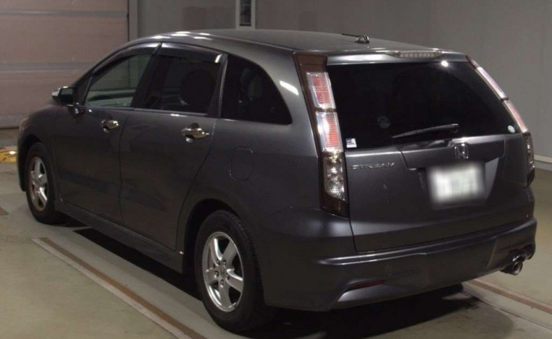 HONDA STREAM ZS HDD Navi Package 2010