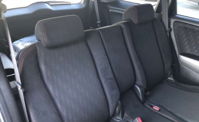 HONDA STREAM ZS HDD Navi Package 2010