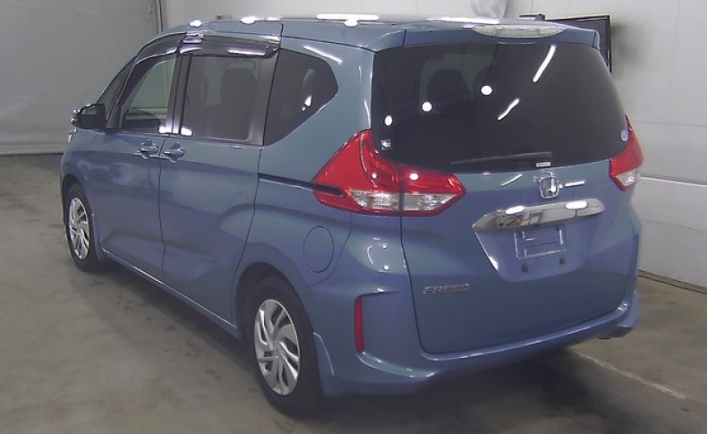 HONDA FREED SEAT LIFT UP SEAT CAR 2016
