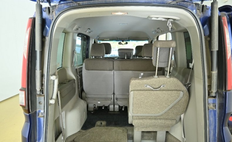 HONDA STEPWGN G 8-SEATERS 2015