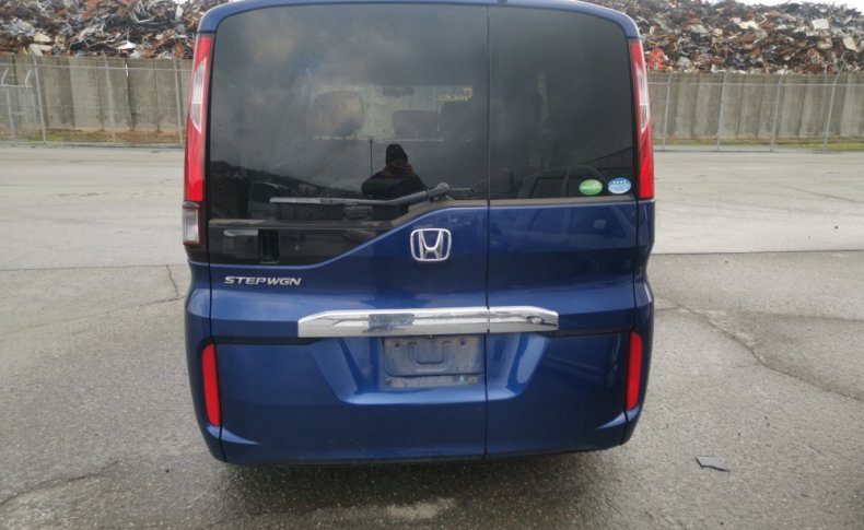 HONDA STEPWGN G 8-SEATERS 2015