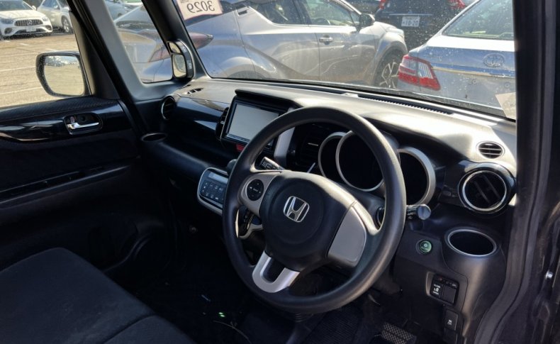 HONDA N-BOX G L Package 2012