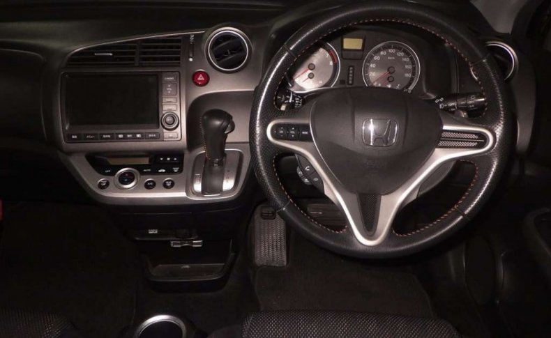 HONDA STREAM RSZ HDD Navi Package 2009