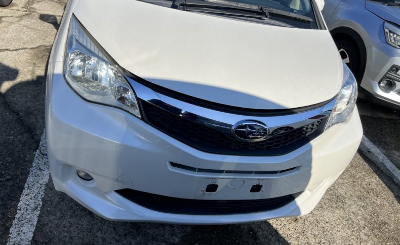 SUBARU TREZIA 1.3i-L 2013