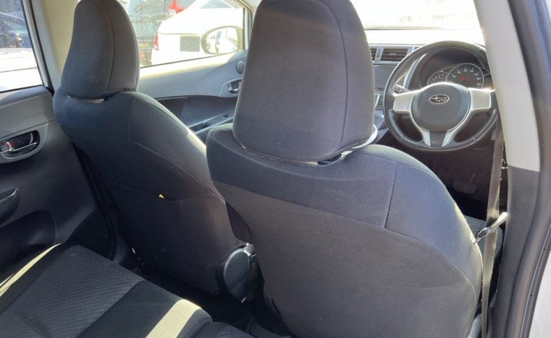 SUBARU TREZIA 1.3i-L 2013