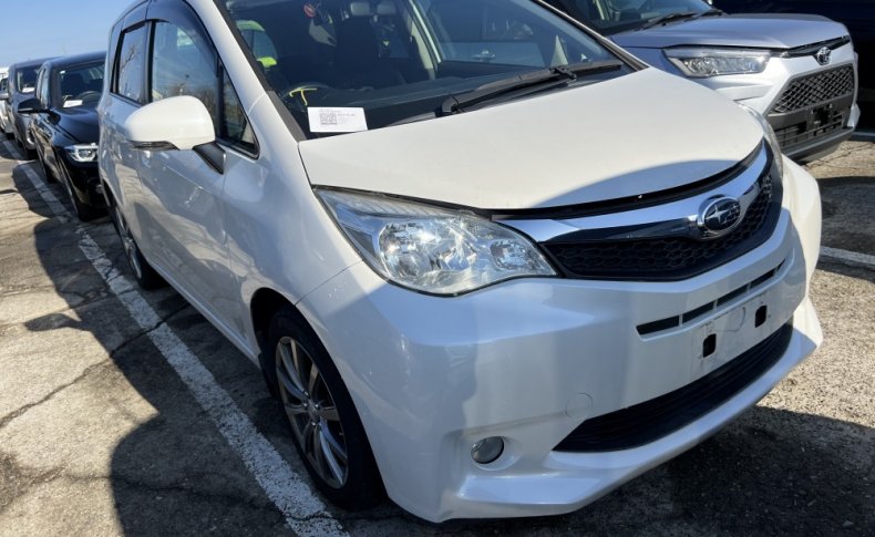SUBARU TREZIA 1.3i-L 2013