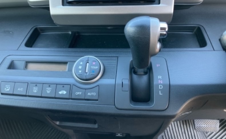 HONDA FREED SPIKE G JUST SELECTION 2010