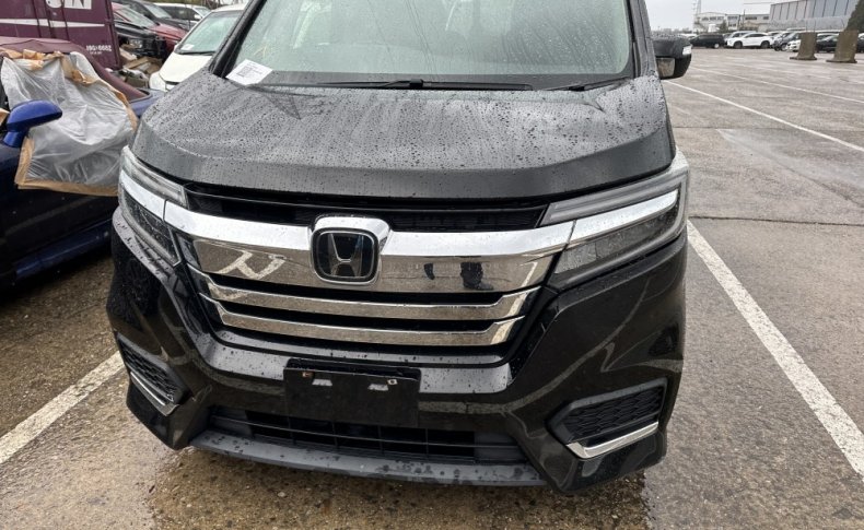 HONDA STEPWGN Honda Sensing 7seats 2018