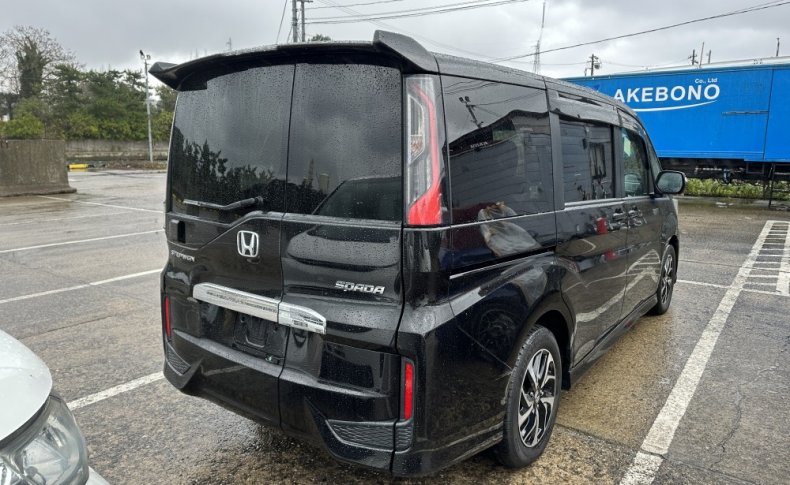 HONDA STEPWGN Honda Sensing 7seats 2018