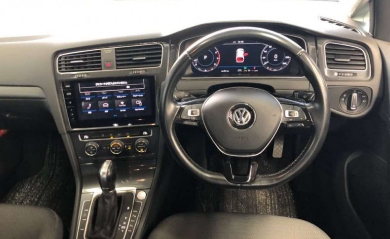 VOLKSWAGEN GOLF VARIANT TSI COMFORT 2019