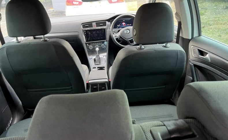VOLKSWAGEN GOLF VARIANT TSI COMFORT 2019