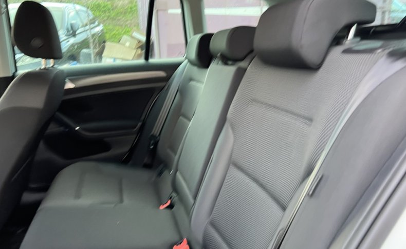 VOLKSWAGEN GOLF VARIANT TSI COMFORT 2019