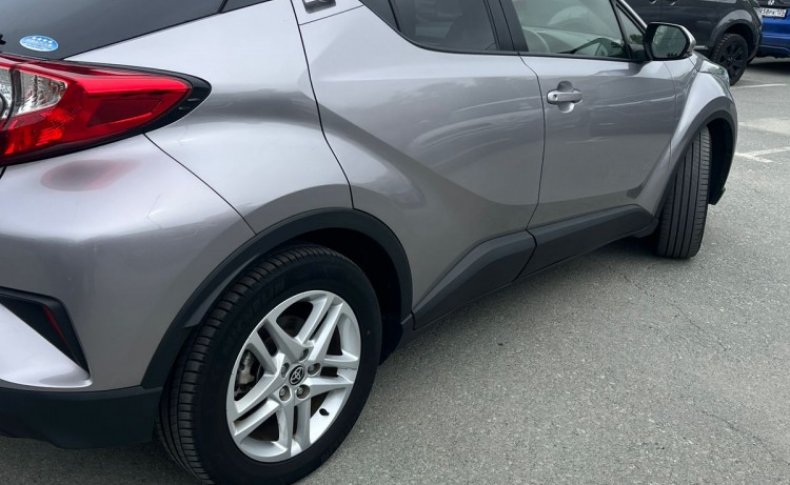 TOYOTA C-HR 1.2 S-T 2019/10