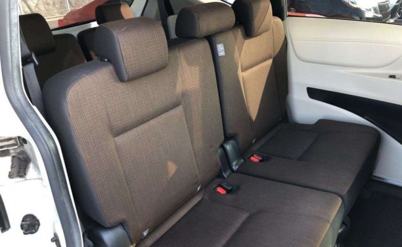 TOYOTA SIENTA G 2015