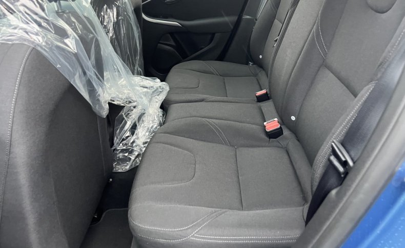 VOLVO V40 T3 2015