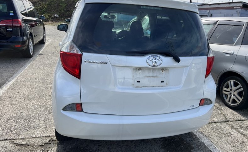 TOYOTA RACTIS G 4WD 2010
