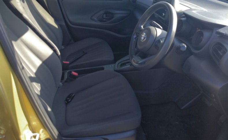 TOYOTA YARIS CROSS X 2020