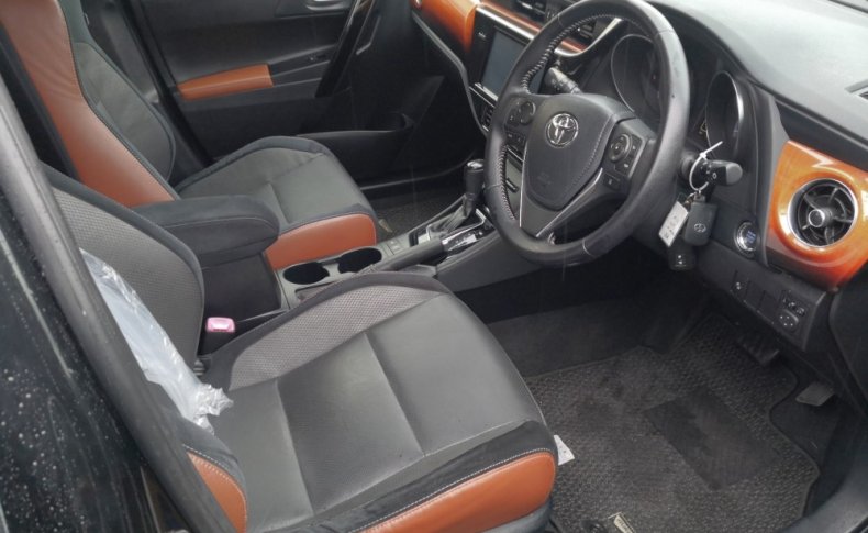 TOYOTA AURIS 120T 2015