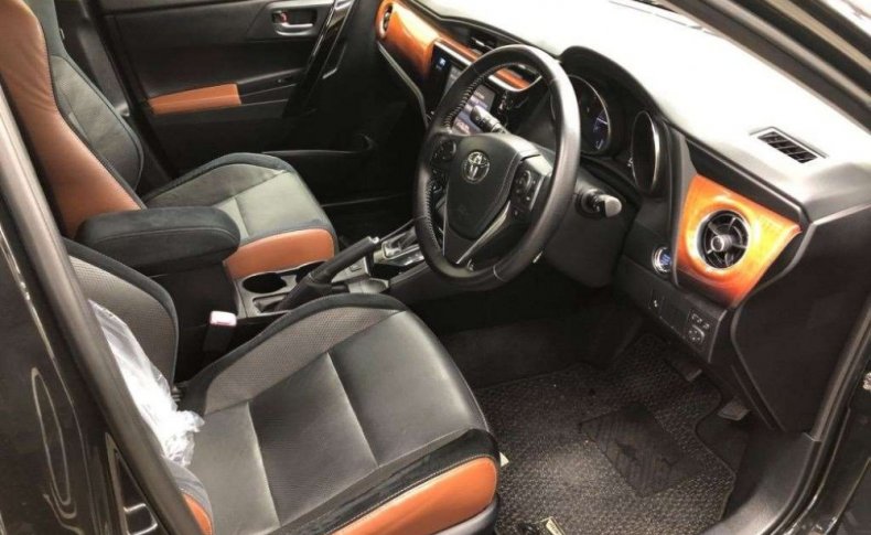 TOYOTA AURIS 120T 2015