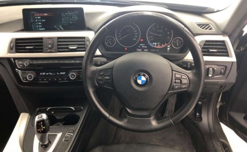 BMW 3 SERIES 318 I 2017