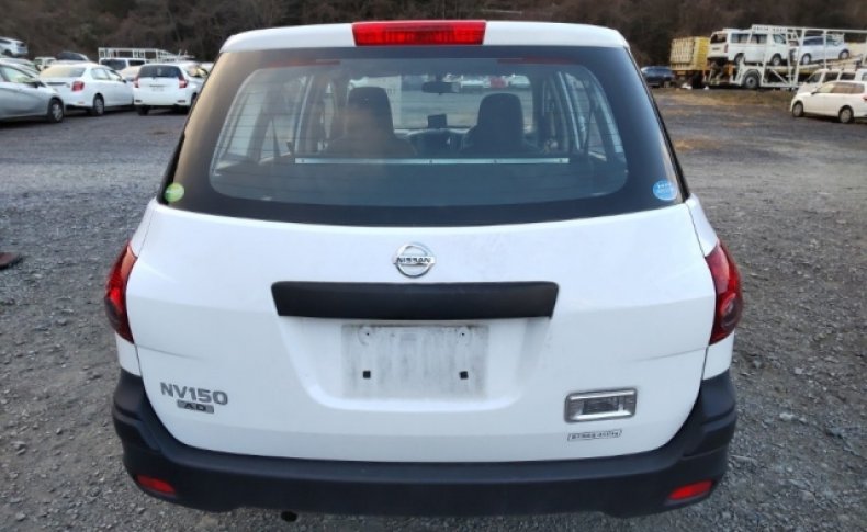 NISSAN AD 2WD 2019