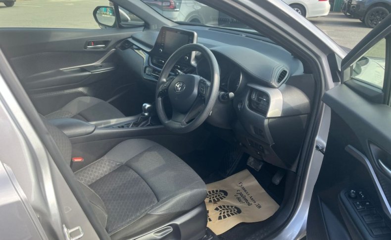 TOYOTA C-HR S-T 2020
