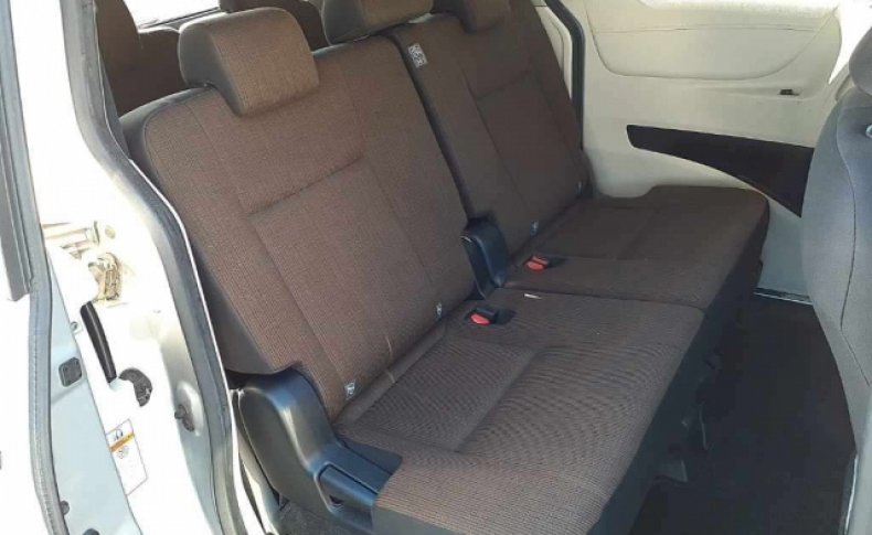 TOYOTA SIENTA G 2015