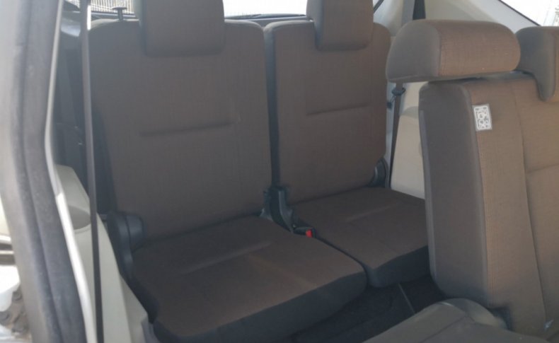 TOYOTA SIENTA G 2015