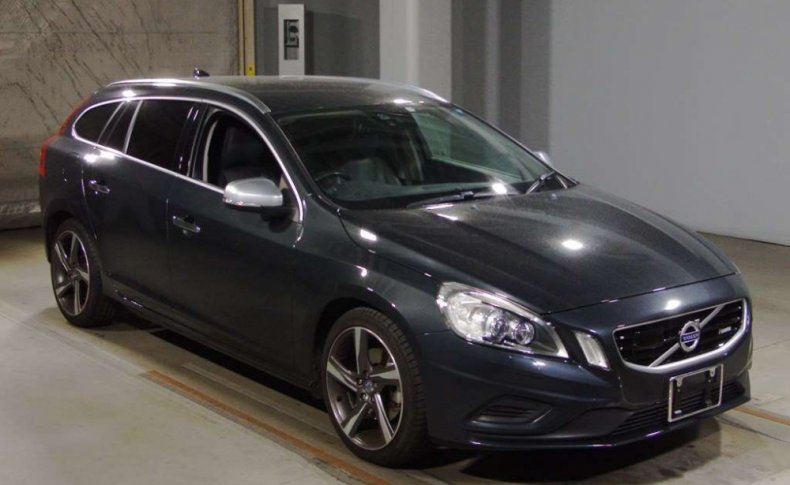 VOLVO V60 R Design 2012