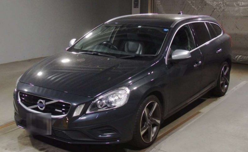 VOLVO V60 R Design 2012