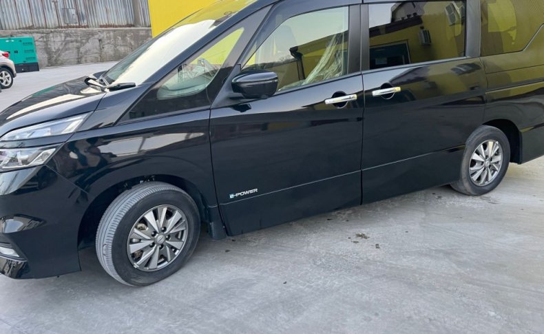 NISSAN SERENA HIGHWAY STAR V 2018