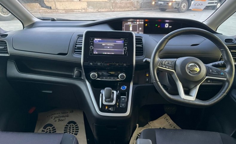 NISSAN SERENA HIGHWAY STAR V 2018