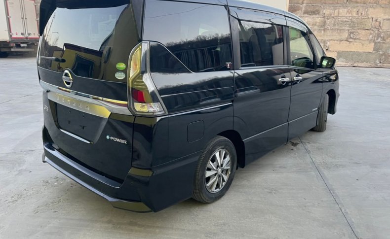 NISSAN SERENA HIGHWAY STAR V 2018