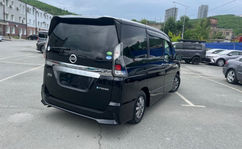 NISSAN SERENA HIGHWAY STAR V 2018