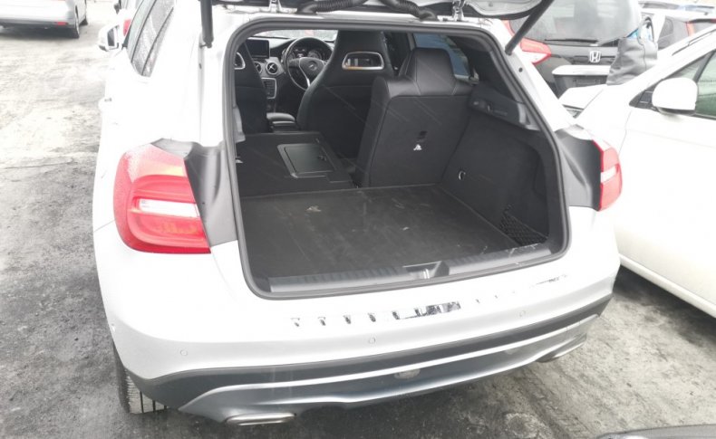 MERCEDES BENZ GLA  2015