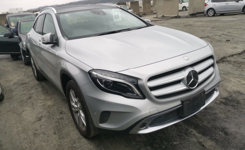 MERCEDES BENZ GLA  2015