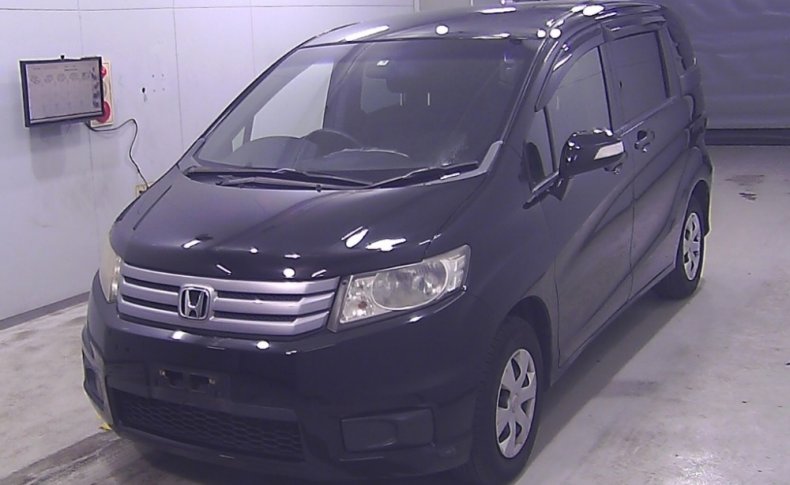 HONDA FREED SPIKE G Just Selection 2013