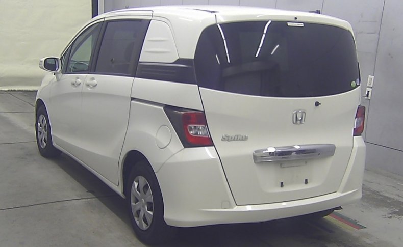 HONDA FREED SPIKE G Just Selection 2011