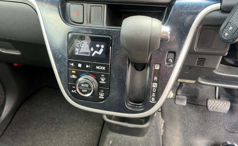 DAIHATSU MOVE Custom RS Hype SA2 4WD 2015