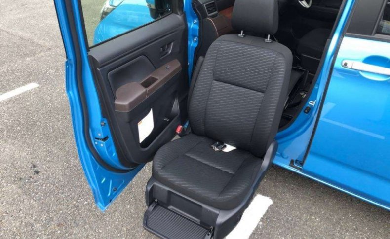 TOYOTA TANK/ROOMY/THOR/JUSTY G Wheelchair 2020