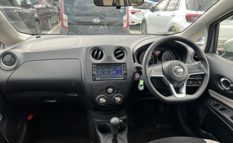 NISSAN NOTE X 2020