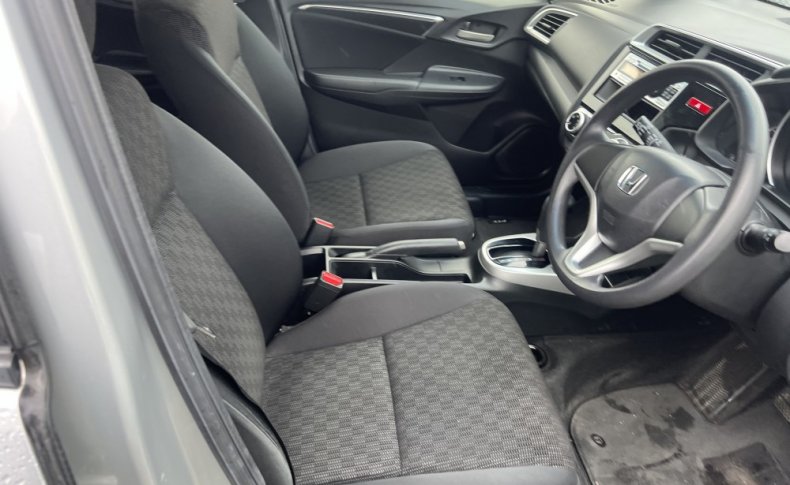 HONDA FIT 13G F Package 2013