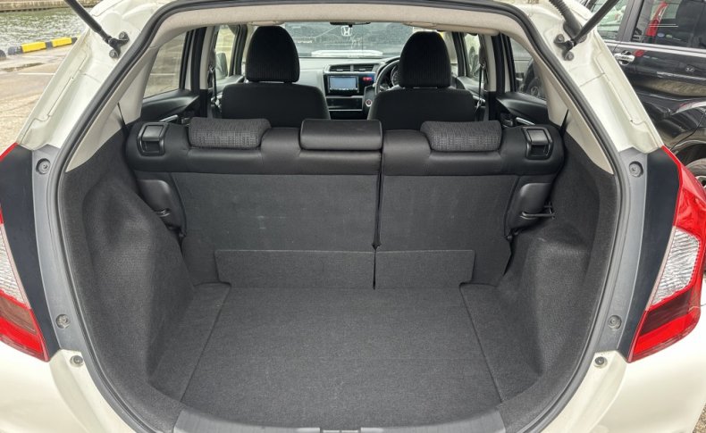HONDA FIT 13G L Package 2013